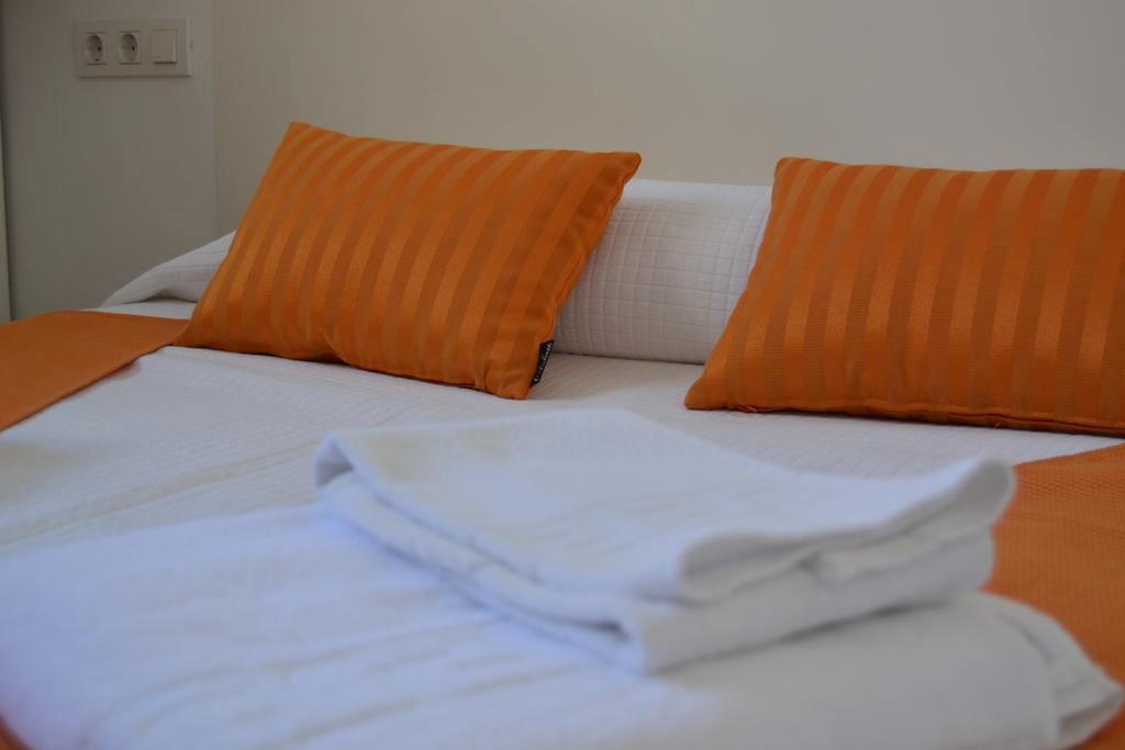 Apartamentos Living Valencia-Vitoria Cameră foto
